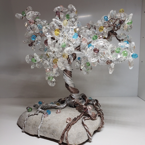 Glass Bead Wire Tree - Picture 7 of 7